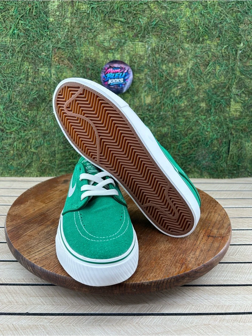 Nike vibrant green